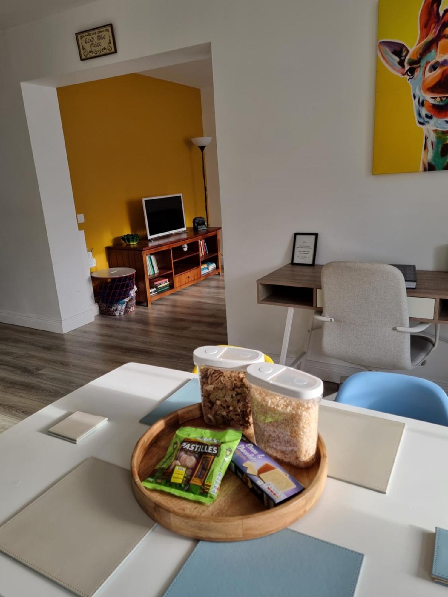 Spacious Curragh 2-Bed Apartment With Own Entrance Brownstown Esterno foto